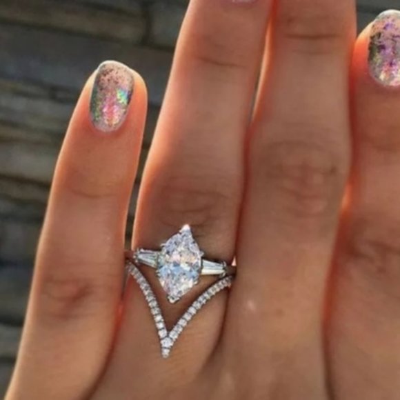 Jewelry - New Marquise Cut White Sapphire Ring